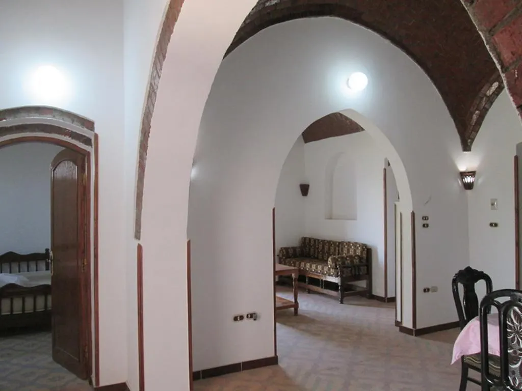 Habu Dome Villla Βίλα Λούξορ